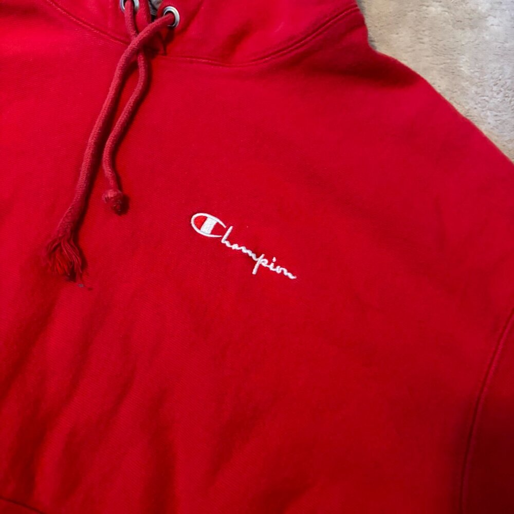 Champion Reverse Weave Hoodie Red XL – Embroidered Logo – Classic Pullover Sweat - Picture 2 of 9